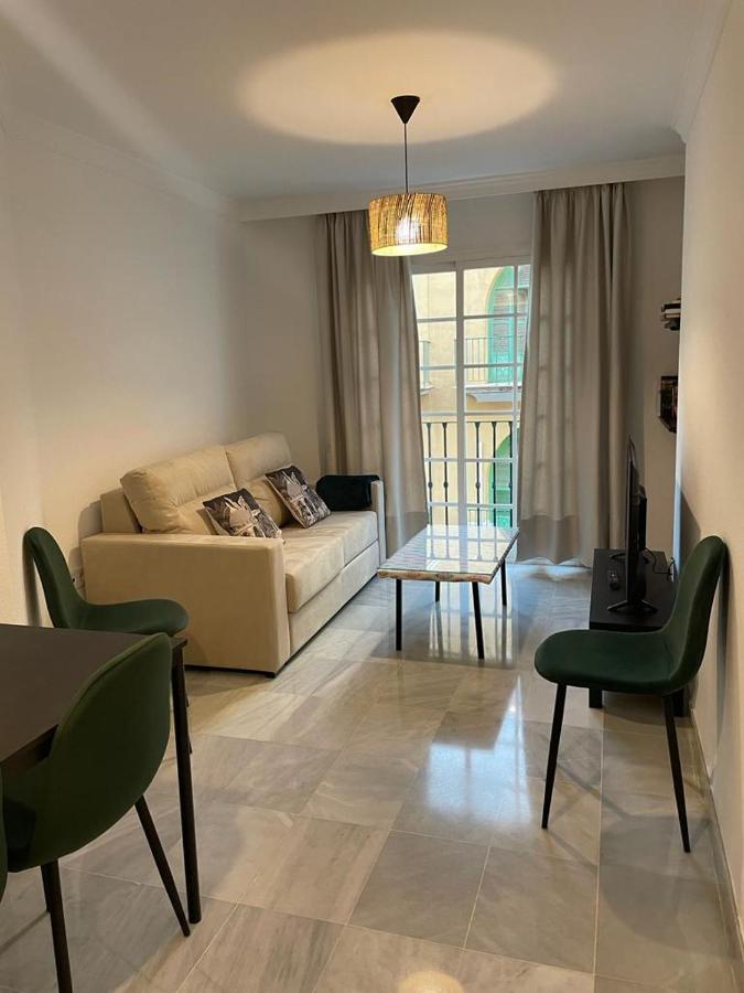 Exclusive Malagueta Beach Apartman Málaga Kültér fotó